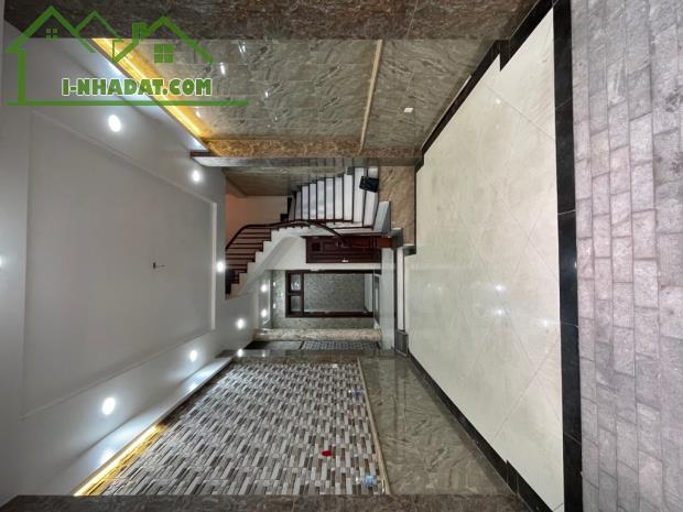 💥💥💥BÁN NHÀ HIẾM - TRƯƠNG ĐỊNH - 7 TẦNG ĐẸP LONG LANH - THANG MÁY - NGÕ NÔNG RỘNG Ô TÔ 3