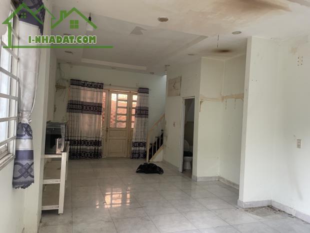 CHÀO MỜI  ĐẦU TƯ - TƯƠNG LAI SÁT MẶT TIỀN QUỐC LỘ 13 - 51M VUÔNG - 2 TẦNG - TIỆN XÂY MỚI. - 3
