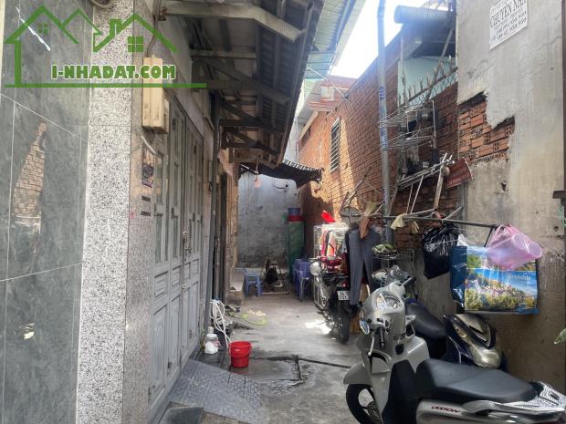 CHÀO MỜI  ĐẦU TƯ - TƯƠNG LAI SÁT MẶT TIỀN QUỐC LỘ 13 - 51M VUÔNG - 2 TẦNG - TIỆN XÂY MỚI. - 2