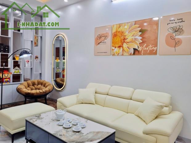 Cực Phẩm Phú Mỹ - Nhà Dân Xây - 6 Tầng - Sân Rộng Siêu Thoáng - 40m2 Giá Nhỉnh 8 tỷ - 4