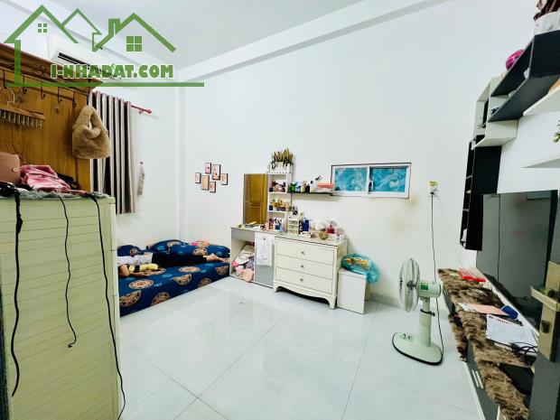 BÁN NHÀ 1TRỆT 2LẦU, ĐƯỜNG ÔTÔ, 2MẶT TIỀN, P. BÌNH ĐA, BIÊN HÒA. GIÁ: 3TỶ - 2