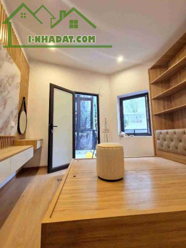💥 Bán Nhà Lô Góc Văn Hương, 3 Tầng 1 Tum – Chỉ 3.7 Tỷ💥 - 2