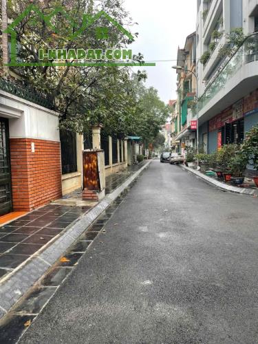 BIỆT THỰ KĐT ĐỊNH CÔNG - HOÀNG MAI - Ở ĐẲNG CẤP - SANG TRỌNG - KINH DOANH - Ô TÔ TRÁNH - V