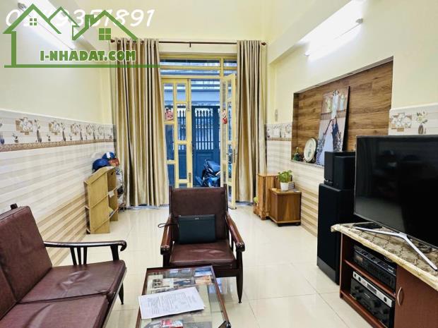 NHÀ HXH 3TẦNG 68M2 SHR HOÀN CÔNG ĐỦ GIÁ 8,3TỶ - 1