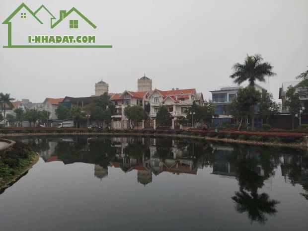 Bán biệt thự mặt hồ KĐT Cầu Bươu – 120m², 5 tầng, nhà đẹp – View hồ, vườn hoa, hiếm có!