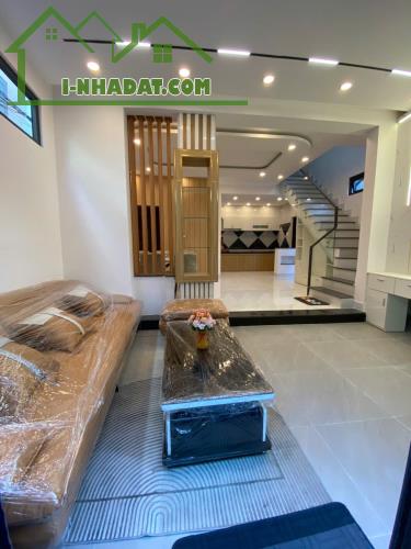 ♥ Nhà Hoàng Diệu, Góc Kiệt gần 4m thẳng  thấy MT, 54m2, KD Tốt, 4.15 tỷ TL - 1