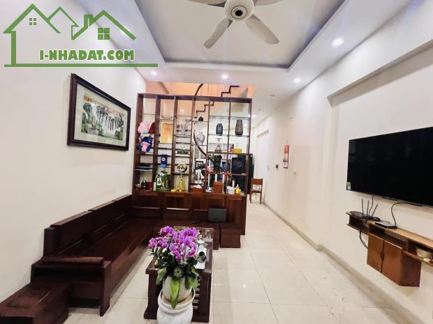 💥💥Mặt ngõ Nguyễn Khang 42m 4T, ô tô 30M, ba gác phóng, nhỉnh 10 tỷ - 4