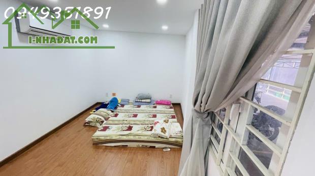 NHÀ HXH 2TẦNG 68M2 SHR HOÀN CÔNG ĐỦ GIÁ 7,5TỶ