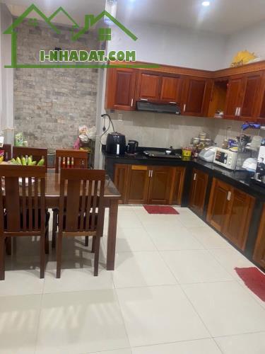 Bán GẤP nhà Q.3 hẻm 75 1 sẹc Trần Văn Đang 96m2 (4x24) nhà mới gần chợ ở ngay 8.5 tỷ.