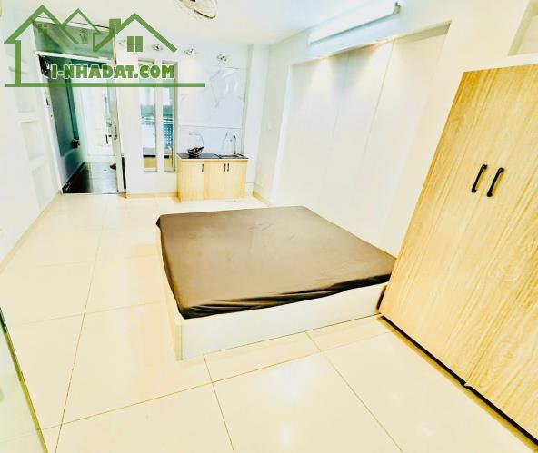 Bán CHDV 4 lầu mặt tiền đường Phạm Thị Tánh Phường 4 Quận 8 - 4