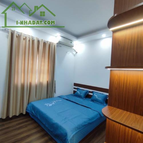 BÁN CHUNG CƯ NGUYỄN CƠ THẠCH - VIEW THOÁNG - DT 130M2 GIÁ HIẾM  6T LH: 0949859830