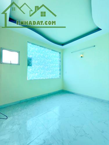 Bán nhà 2 lầu hẻm 154 đường Âu Dương Lân P.3 Quận 8 - 5