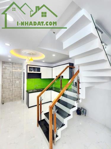 TRONG TẦM TAY - NHÀ ĐẸP TRẦN XUÂN SOẠN gẩn SUNRISE  39m2 Chỉ hơn 4Tỷ