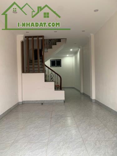SIÊU HOT!!! NHÀ ĐẸP PHỤNG CHÂU 4Tx48m2 GIÁ CỰC TỐT, Ô TÔ ĐỖ CỬA - 1