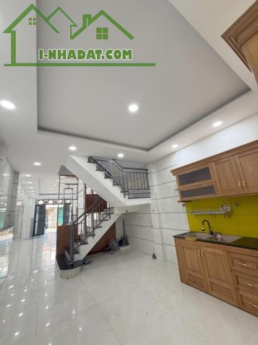 MẶT TIỀN KINH DOANH, 2 TẦNG, NGAY GÒ XOÀI - LÊ VĂN QUỚI, 54M2, SỔ ĐẸP HOÀN CÔNG ĐỦ, GIÁ - 2