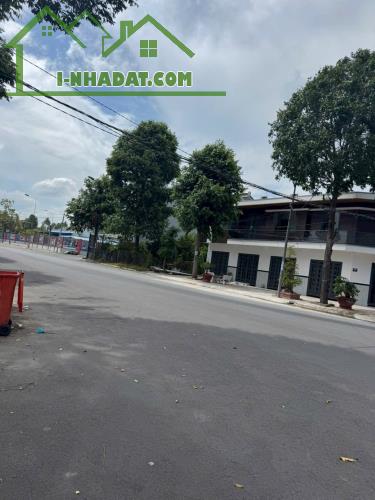 Bán gấp nền góc 2 mặt tiền Lộ rộng KDC THIÊN LỘC