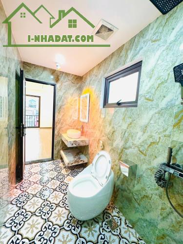 🔥 SIÊU PHẨM NGUYỄN VĂN CỪ! 51M² – 6 TẦNG – THANG MÁY – LÔ GÓC 3 THOÁNG! 9,25TỶ - 4