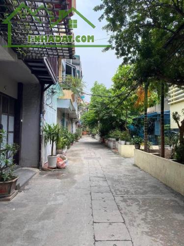 NHÀ PHÂN LÔ-OTO ĐỖ TẬN CỬA KHU KIM NGƯU - 1