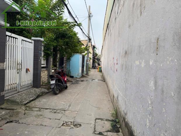 Bán gấp dãy trọ 2 tầng, 4x18, đường Hương Lộ 2, Sẵn dòng tiền 12tr/thang. - 2