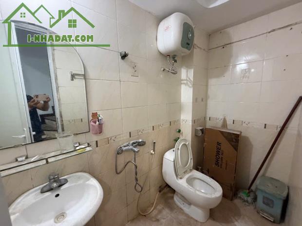 Bán nhà phố Thái Thịnh_Sổ Đỏ Chính Chủ_Lô Góc Hai Thoáng_33mx4T_Giá: 6.5 Tỷ, Lh: - 3