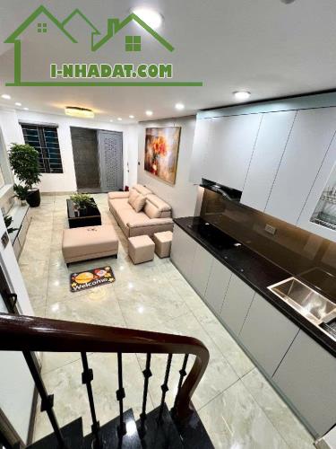 Hàng "Hiếm" Định công 5,66 tỷ cho 28m2