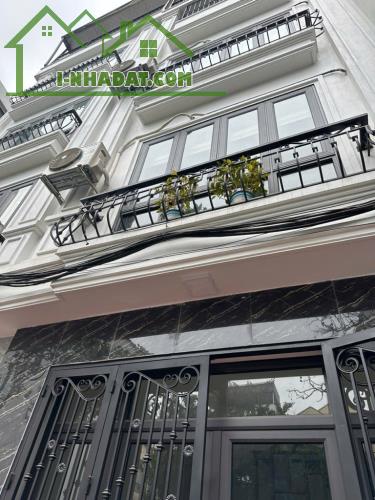 Ngọc Thuỵ- Hàng xóm khai sơn, phân lô oto chỉ 5 tỷ nhà mới thơm mùi sơn