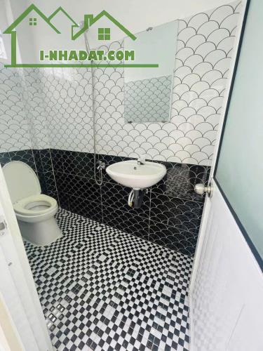 Nhà đẹp sang trọng với thiết kế hiện đại 3PN gần chợ hóc môn - 5
