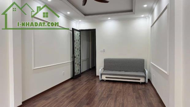 🏡 Nguyễn Văn Cừ - Long Biên - 71m2 - 11,7 tỷ - Dân xây - Ô tô - 2 thoáng - 3