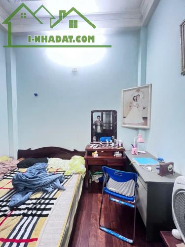 bán nhà Đống Đa 85m Trường Chinh, lô góc, sổ đỏ vuông đẹp - 3