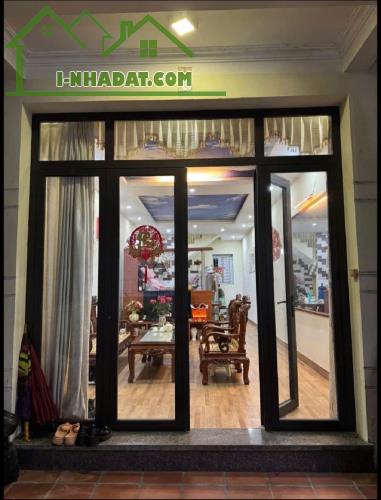 BÁN NHÀ 3 TẦNG  5.4X tỷ  NGÕ 302 XUÂN PHƯƠNG - 1