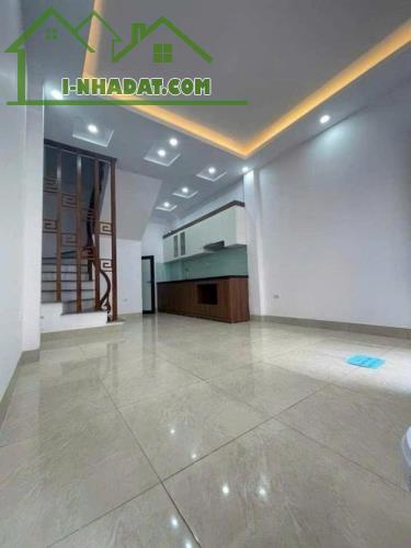🏡 Ngọc Thụy - Long Biên - 30m2 - 6,55 tỷ - Ô tô - Lô góc