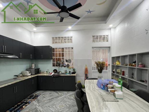 🏡 Bán nhà Bình Trưng Tây, Thủ Đức 95m2, 4Tầng Gần Chợ, Chỉ 8 Tỷ 5 - 2