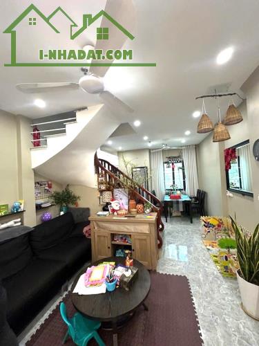 Bán nhà Đồng Mai Hà Đông ngõ rộng chỉ 30 m ra ôtô tránh 33m2 nhỉnh 3 tỷ - 3