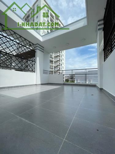 Bán nhà 4 tầng mặt tiền, Quận 7, 72m², gần Phú Mỹ Hưng, giá chỉ 12.7 tỷ - 3