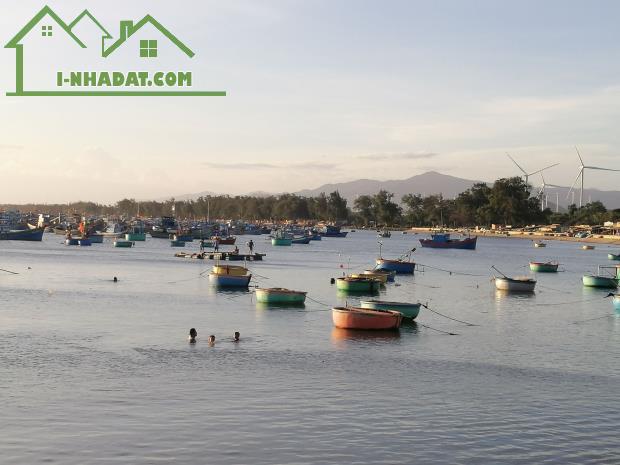 BÁN GẤP Lô Đất Biển BÌNH THUẬN, Sổ sẵn, kề KCN Tuy Phong, Cảng Cà Ná, Resort Hòn Cò - 1