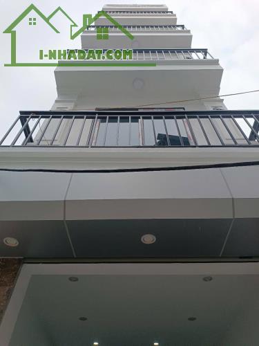 QUANG TIẾN ĐẠI MỖ - OTO ĐỖ 6 TẦNG THANG MÁY - GIÁ CHỈ CÓ NHỈNH 7 TỶ NHỎ