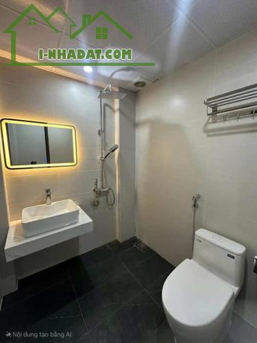 QUANG TIẾN ĐẠI MỖ - OTO ĐỖ 6 TẦNG THANG MÁY - GIÁ CHỈ CÓ NHỈNH 7 TỶ NHỎ - 5