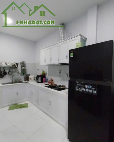 HXH BÁN NHÀ P.TTN QUẬN 12 GẦN 80m2 -2 TẦNG– SÂN RỘNG – GIÁ TỐT NHỈNH 4 TỶ