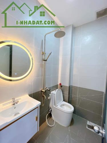 **Bán nhà phường 14, Tân Bình, hẻm Trường Chinh; 5*8 4 tầng - nhỉnh 6 tỷ - 2