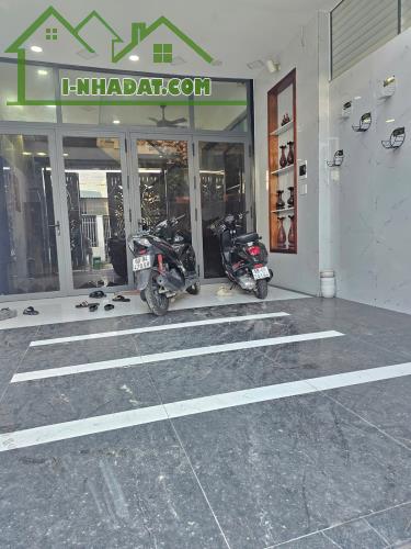 Bán Nhà Cực Xinh Xuân Thới Sơn 18, 105m2, 2 tầng, giá cực rẻ, Đường 6m thông tứ tung, - 3