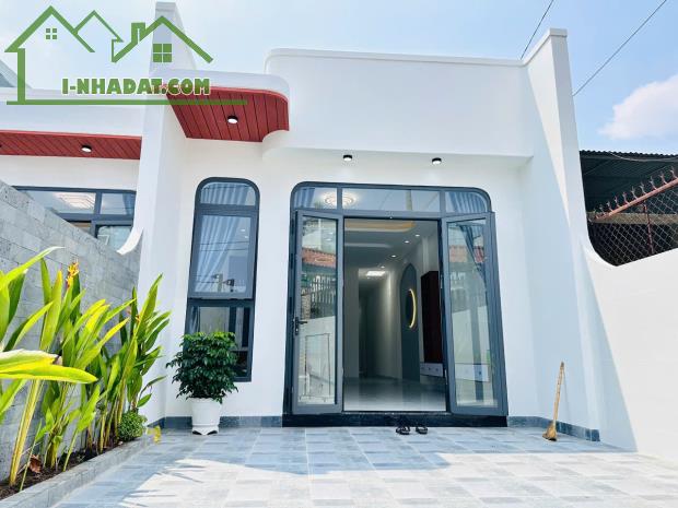 Bán nhà gần Công An, chợ, trường, y tế P.Trảng Dài DT150m2, 3PN, sân hơi