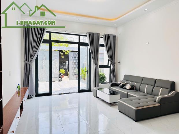 Bán nhà gần Công An, chợ, trường, y tế P.Trảng Dài DT150m2, 3PN, sân hơi - 3