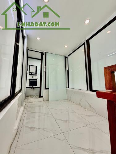 Bán nhà Đê Tô Hoàng   10/15 m-4 tầng -1,38 tỷ   + Nhà lô góc ,ngõ thông sang ngõ Chùa Liê - 2