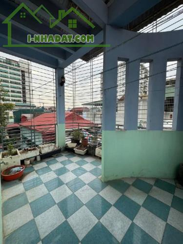 Bán nhà Đội Cấn- Ba Đình- Nhà đẹp ở luôn