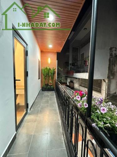 SIÊU PHẨM NHÀ ĐẸP ĐÓN TẾT - LÔ GÓC THOÁNG MÁT - CHỦ TẶNG NỘI THẤT XỊN - HXH NHỎ SÁT MẶT