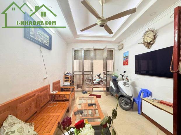 Nhà RẺ NHẤT MỄ TRÌ, 30m2, 5 tầng mới đẹp, Ở NGAY, cách ô tô 1 nhà. - 3