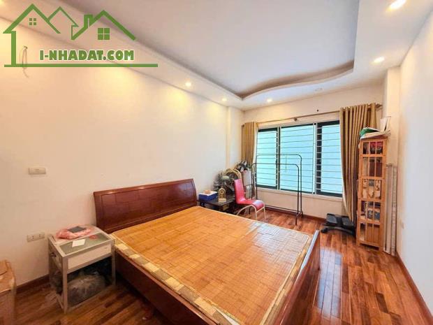 Nhà RẺ NHẤT MỄ TRÌ, 30m2, 5 tầng mới đẹp, Ở NGAY, cách ô tô 1 nhà. - 2
