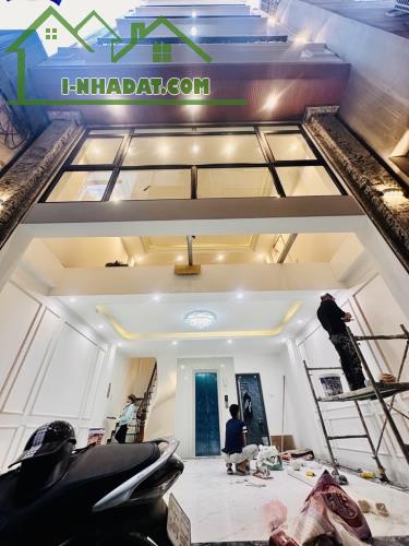 KHƯƠNG ĐÌNH THANH XUÂN Ô TÔ TRÁNH -65M 6 TẦNG THANG MÁY- KINH DOANH ĐỈNH
