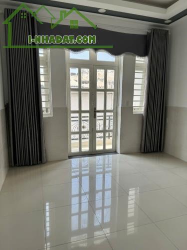 Bình Tân,Mặt tiền, Nhà 4 tầng 68m2 ,kinh doanh,ô tô, giá rẻ, khu vip - 3