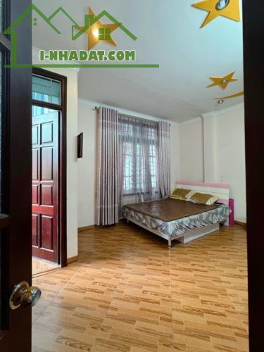BÁN NHÀ MẶT NGÕ THÔNG,RỘNG LẠC LONG QUÂN,DÂN XÂY 50M2 MT 4M HƠN 9 TỶ - 3
